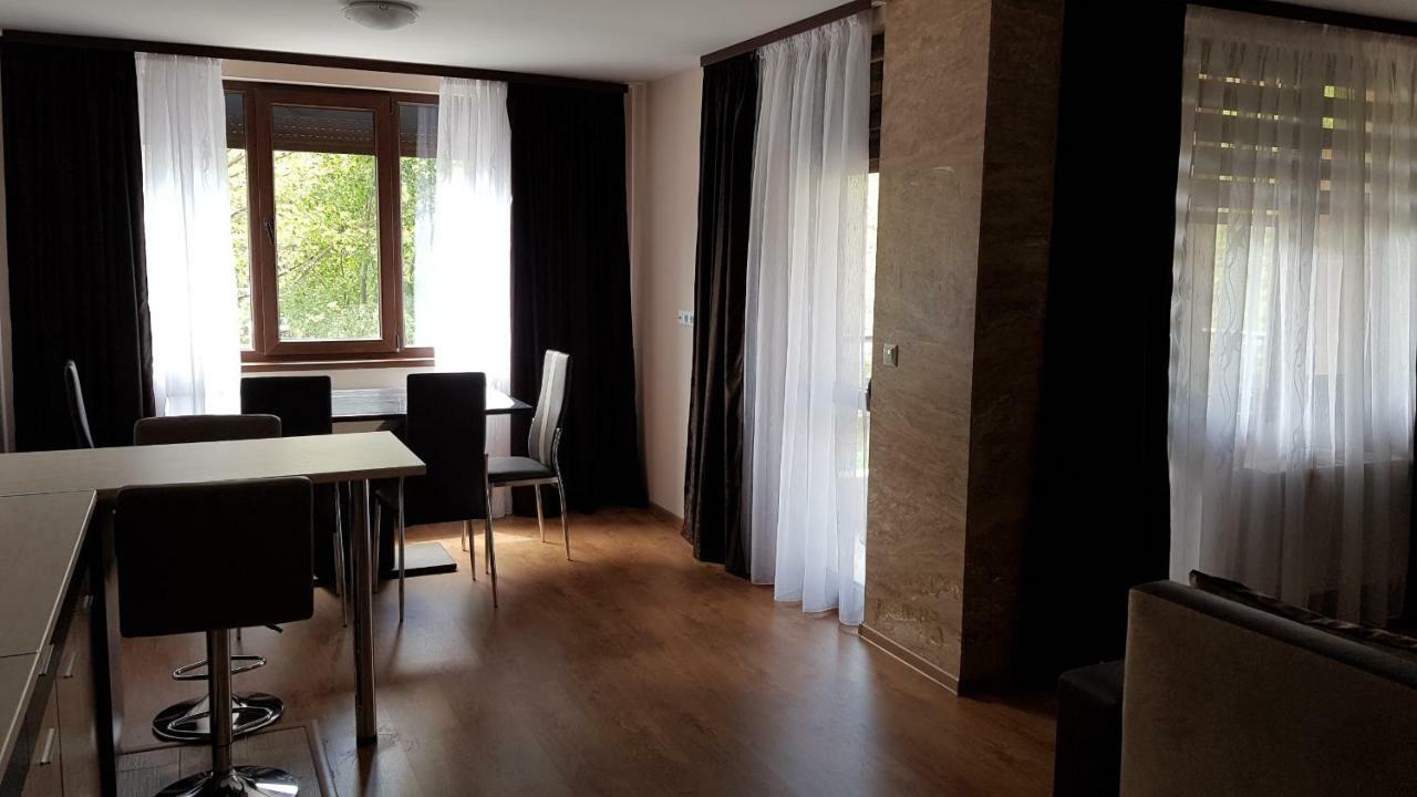 Studio Kamelia Kazanlŭk Extérieur photo