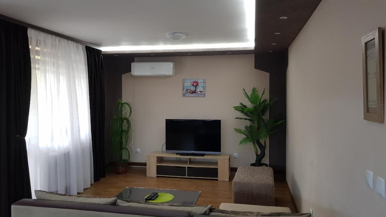 Studio Kamelia Kazanlŭk Extérieur photo